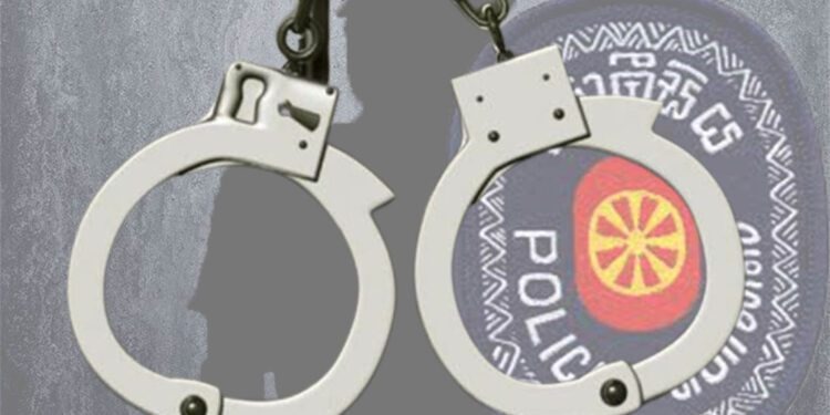 கதிர்காமம் பெரஹரா கடமையில் ஈடுபட்டிருந்த பொலிஸ் கான்ஸ்டபிள் ஒருவர் சிறுமியொருவரை வன்புணர்வு செய்யச் சென்று கைது…