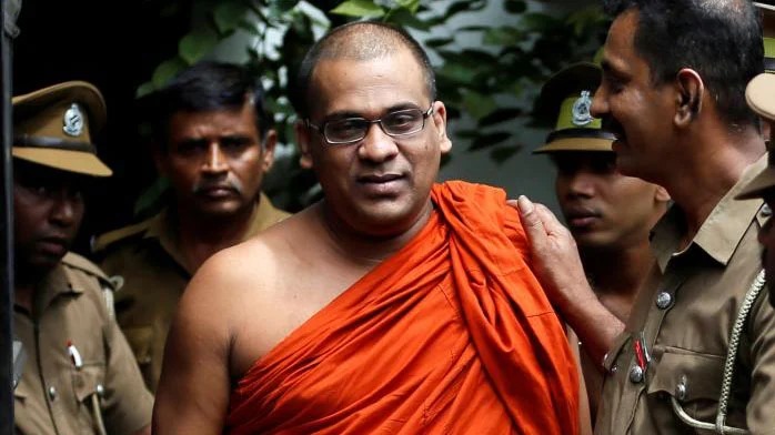 4 வருட கடூழிய சிறைத்தண்டனை அனுபவித்து வந்த ஞானசார தேரருக்கு பிணை.