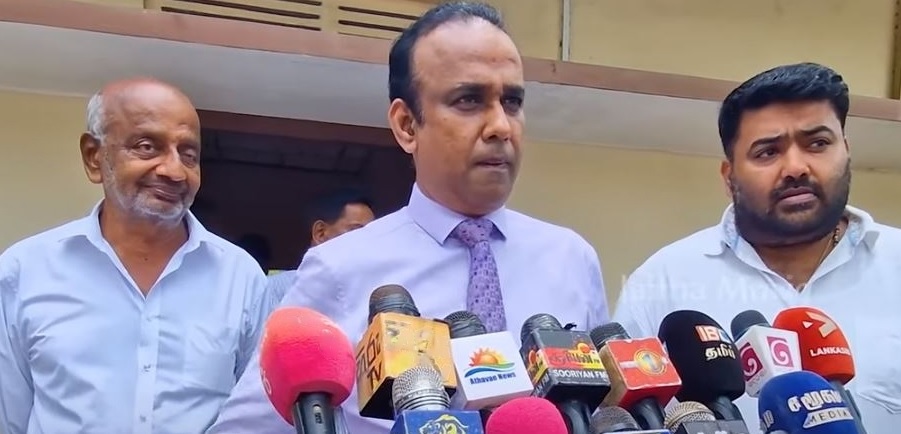 கோபாலமூர்த்தி ரஜீவ், சாவகச்சேரி வைத்தியசாலையின் பதில் வைத்திய அத்தியட்சகர்  : சுகாதார அமைச்சர் ரமேஷ் பத்திரண தெரிவிப்பு