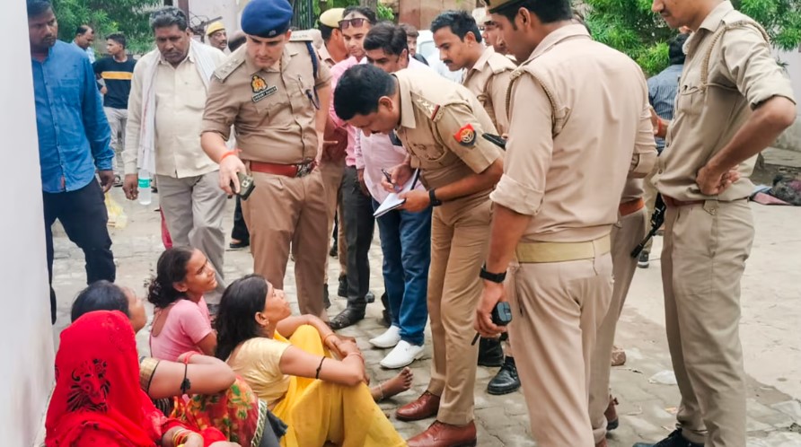 ஹாத்ரஸ் சம்பவம்: போலே பாபாவின் ஆசிரமத்தில் காவல்துறை சோதனை