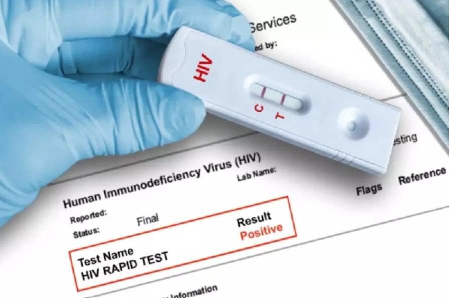திரிபுராவில் 828 பள்ளி, கல்லூரி மாணவர்களுக்கு ஹெச்ஐவி பாதிப்பு!