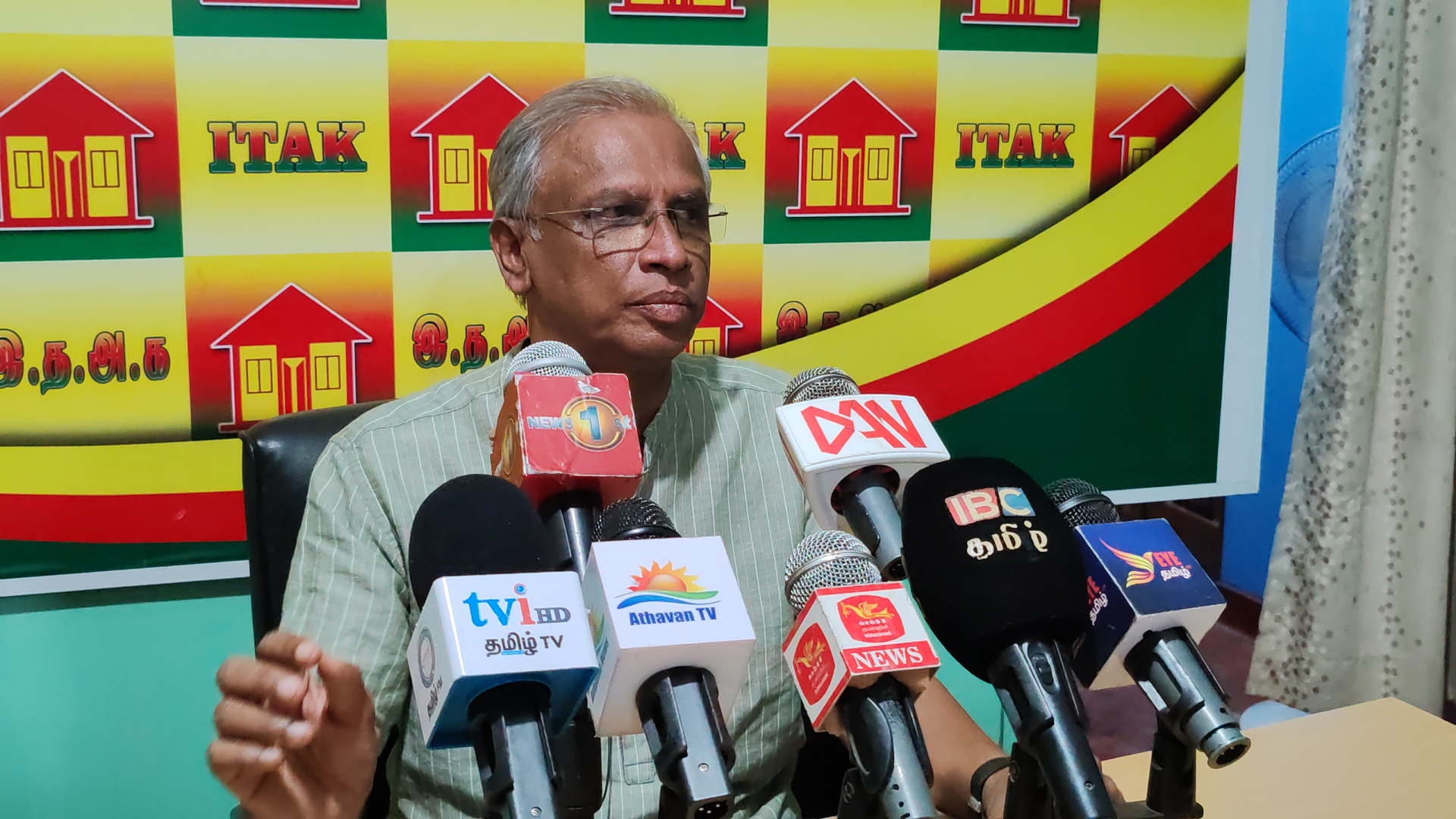 தமிழரசுக் கட்சி வழக்கில் விளக்கத்துக்கு முன் நீதிபதியுடன் அமர்ந்து கலந்துரையாடல்! – இணக்கத்துக்கு முன்னரான நடவடிக்கை.