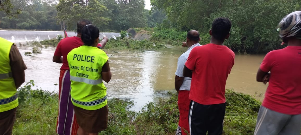 குளத்தில் தவறி வீழ்ந்த இளைஞர் சடலமாக மீட்பு.
