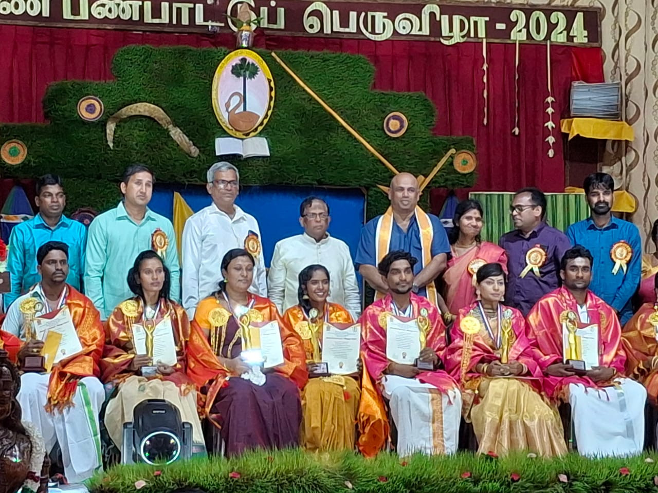 மன்னாரில் கோலாகலமாக இடம் பெற்ற மாகாண பண்பாட்டுப் பெருவிழா (video)