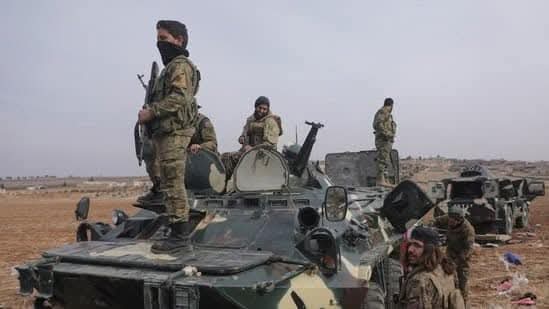 சிரியாவின் முக்கிய நகரங்களை கைப்பற்றிய கிளர்ச்சியாளர்கள் – ஜனாதிபதி நாட்டை விட்டு வெளியேறினார் எனத் தகவல்.