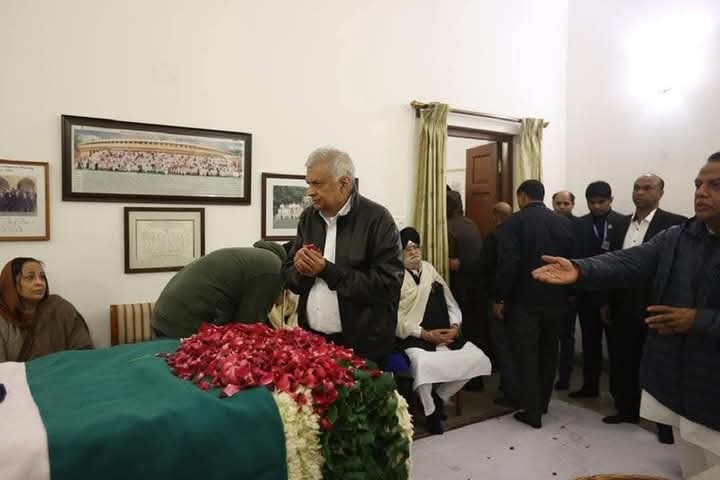 மன்மோகன்சிங்கின் உடலுக்கு ரணில் நேரில் இறுதி அஞ்சலி.