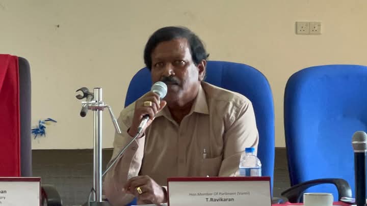 வெடுக்குநாறிமலை ஆலயத்தில் நிம்மதியான முறையில் வழிபடுவதற்கான வழிவகைகளை ஏற்படுத்துமாறு வலியுறுத்தல்.