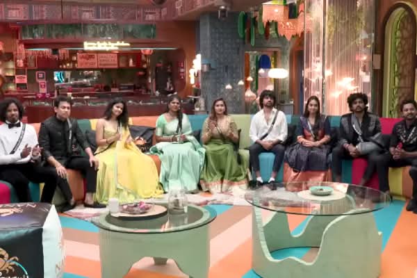 இந்த வாரம் பிக் பாஸில் நாமினேட் ஆகியுள்ள போட்டியாளர்கள் – தப்பித்த இரண்டு நபர்கள்..!!