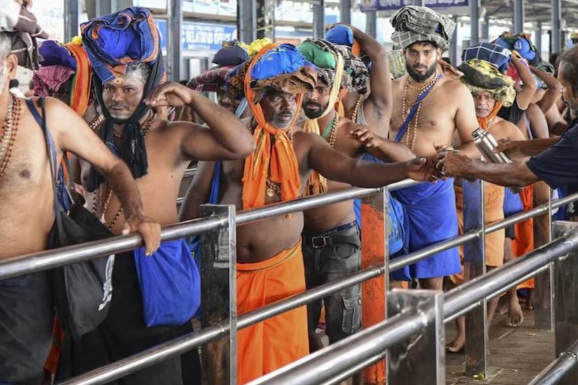 சபரிமலையில் 19 லட்சம் பக்தர்கள் தரிசனம்.