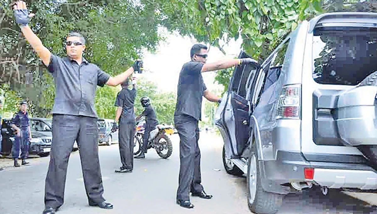 முன்னாள் ஜனாதிபதிகளின் இராணுவ பாதுகாப்பு அனைத்தும் நீக்கப்படும் : 1448 மில்லியன் ரூபாவை அரசாங்கம் மிச்சம் பிடிக்கலாம்.