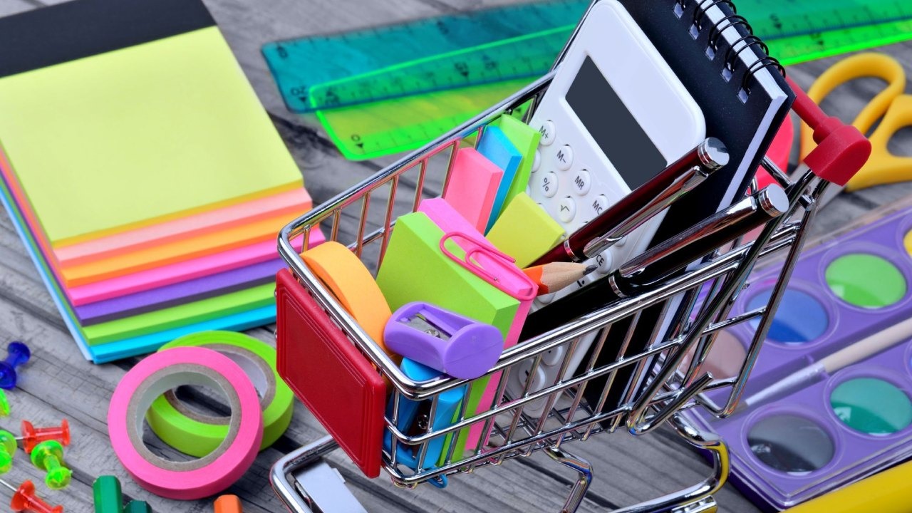 பாடசாலை உபகரணங்களின் விலைகள் தொடர்ந்து அதிகரிப்பு