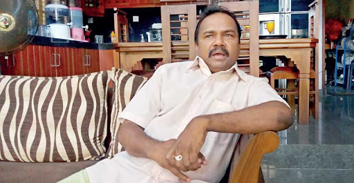 கருணா அம்மான் குற்றப் புலனாய்வுத் திணைக்களத்தில் முன்னிலை.