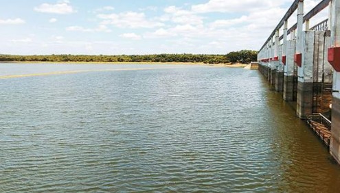 புயல் வந்தும் நிரம்பாத குடிநீா் ஏரிகள் – சென்னைக்கு குடிநீா் தட்டுப்பாடு!