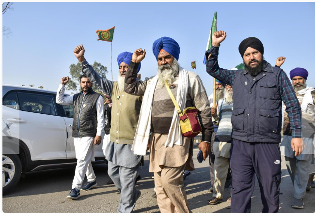 விவசாயிகள் மீண்டும் பேரணி – ஹரியானாவில் இணைய சேவை துண்டிப்பு