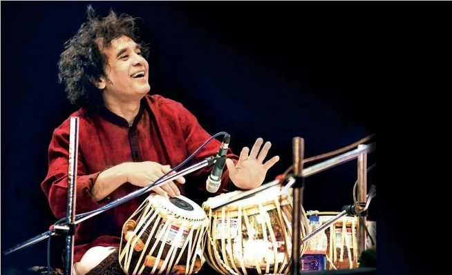 கலைத் தூதர் , பிரபல தபேலா கலைஞர் ஸாக்கிர் ஹுசைன் தன் விரல் அசைவுகளுக்கு ஓய்வு கொடுத்தார் (Video)