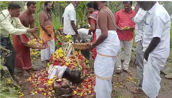 சேலத்தில் 725 ஆண்டுகள் பழமையான சோழர் காலத்துக் கல்வெட்டு கண்டுபிடிப்பு!