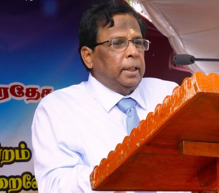 வரியிறுப்பாளர்களின் நம்பிக்கையை வென்றெடுக்கும் வகையில் உள்ளூராட்சிமன்றங்களின் சேவைகள் அமையவேண்டும்.