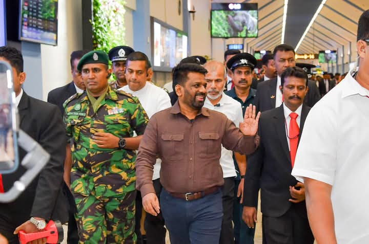 ஜனாதிபதி  அநுரகுமார திசாநாயக்க சற்றுமுன்னர் நாடு திரும்பினார்.