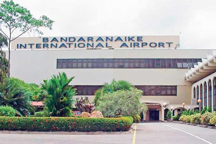 தாய்லாந்தில் இருந்து விமான நிலையம் வழியாக 5 கிலோ குஷ் கடத்தியதாக ஒரு ராணுவ வீரர் உட்பட இருவர் கைது…