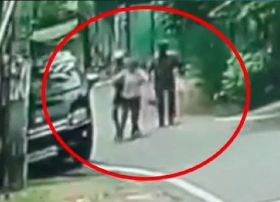 வெள்ளவத்தையில் பெண்ணை கடத்திய போலி போலீஸ் அதிகாரி குறித்த காணொளி,  சமூக ஊடகங்களில் வெளியானதால் சிக்கினார்