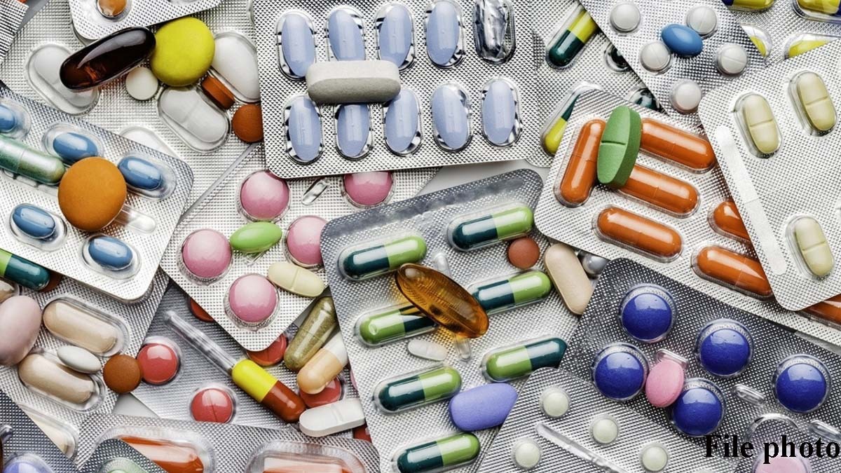 மருந்துகளின் விலையைக் குறைக்க புதிய விலைக் கட்டுப்பாட்டு வழிமுறை.