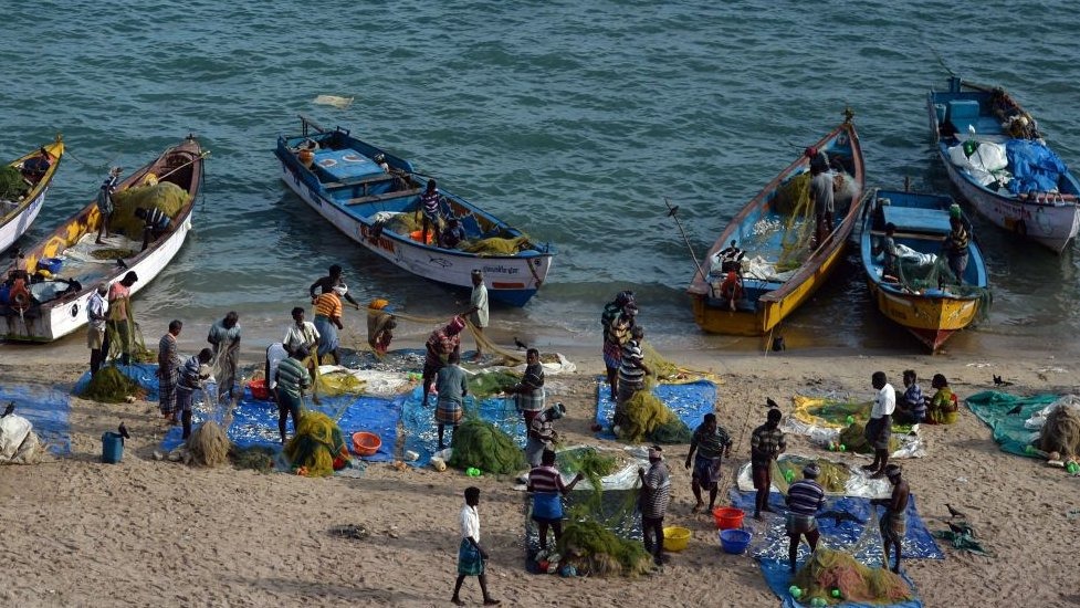 யாழ்.நடுக்கடலில் மீன்பிடி மோதல் : மீனவர் ஒருவர் மரணம்!