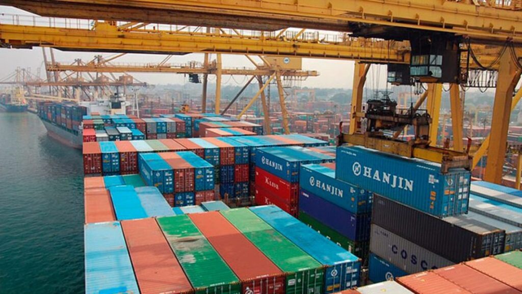 கொழும்பு துறைமுகத்தில் சிக்கியுள்ள கொள்கலன்கள் நாளை (27) காலைக்குள் விடுவிக்கப்படும் !