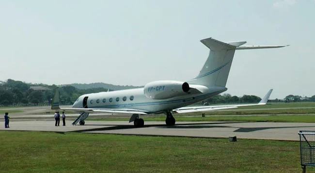 நாட்டிற்குள் உள்நாட்டு விமானங்கள்..