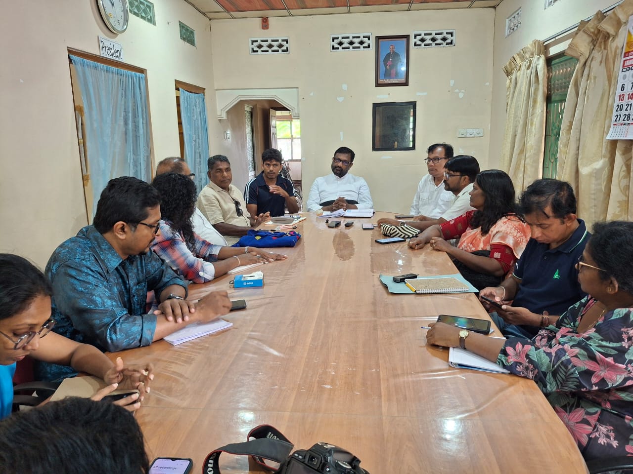 காற்றாலை மற்றும் கனியமண்கழ்வு திட்டங்களை மன்னார் தீவிற்குள் அனுமதிக்கப் போவதில்லை-. அருட்பணி மார்க்கஸ் அடிகளார்.