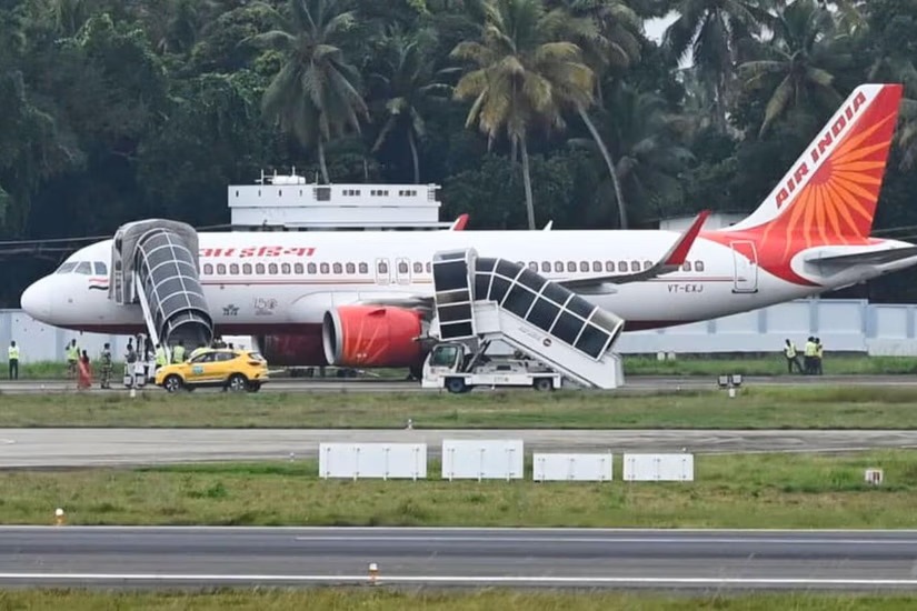 ஏர் இந்தியா விமானம் ‘கடத்தல்’என சமிக்கையால் ;  முழு அவசரநிலைக்கு போன மும்பை விமான நிலையம்.
