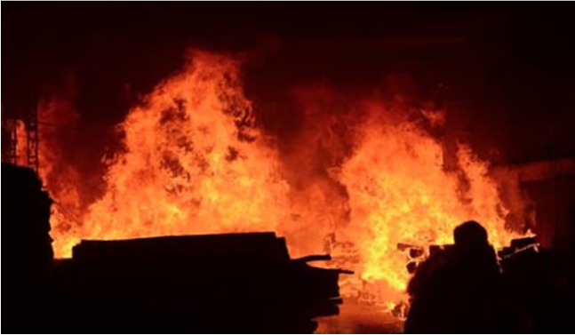 உத்தரப் பிரதேசத்தில் உணவுத் தொழிற்சாலையில் ஏற்பட்ட வெடி விபத்தில் 13 பேர் படுகாயம்!