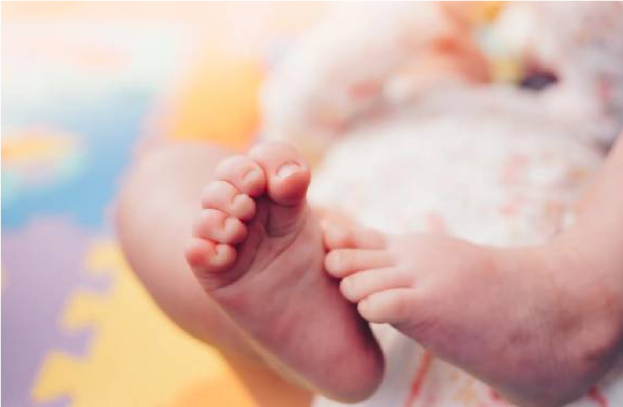 கேரளாவில், 350 கிராம் எடையில் பிறந்த அதிசயக் குழந்தை – டாக்டர்கள் தீவிர சிகிச்சையால் உயிர் பிழைத்தது