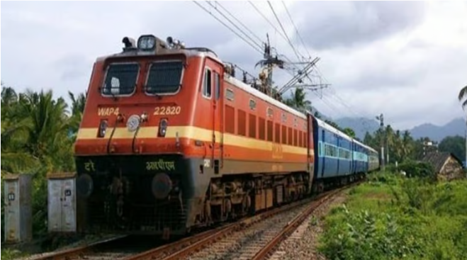 மகாராஷ்டிரத்தில் ரயில் மோதியதில் 6 பயணிகள் பலி!