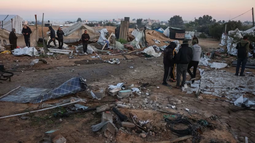 காஸா காவல்துறைத் தலைவர் , இஸ்ரேல் நடத்திய ஆகாயத் தாக்குதலில் கொல்லப்பட்டார்.