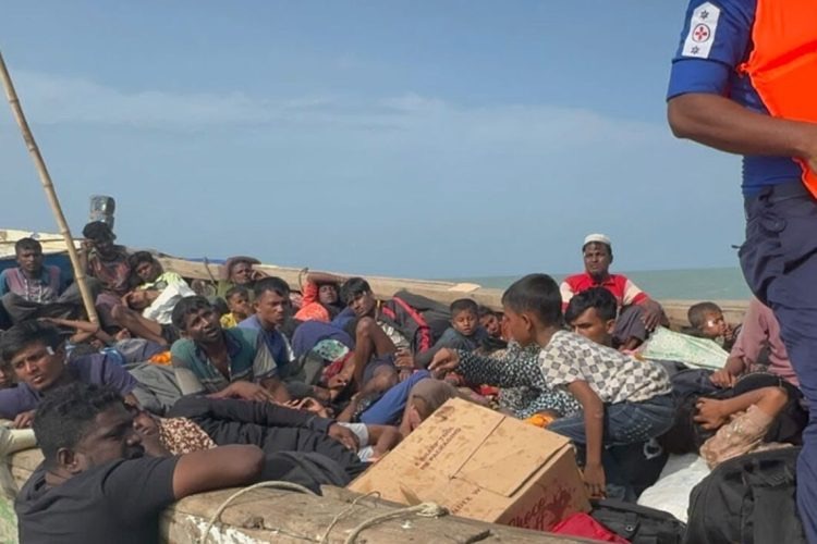 ரோஹிங்கியா அகதிகளை நாட்டை விட்டு அனுப்ப வேண்டாம்.- ஜனாதிபதிக்கு பதியுதீன் கடிதம்!