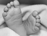 பிறந்த குழந்தையின் சடலம் தொப்புள் கொடியுடன் கிணற்றுக்குள் இருந்து மீட்பு.