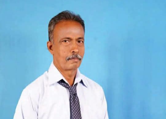 காடையர்களால் கொடூரமாக தாக்கப்பட்டு பூநகரி மத்திய கல்லூரி அதிபர் மரணம்.