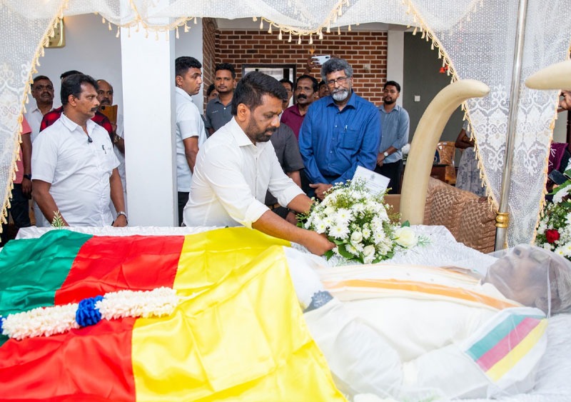 மறைந்த மாவை சேனாதிராஜாவின் உடலுக்கு ஜனாதிபதி இறுதி அஞ்சலி செலுத்தினார். (Video)