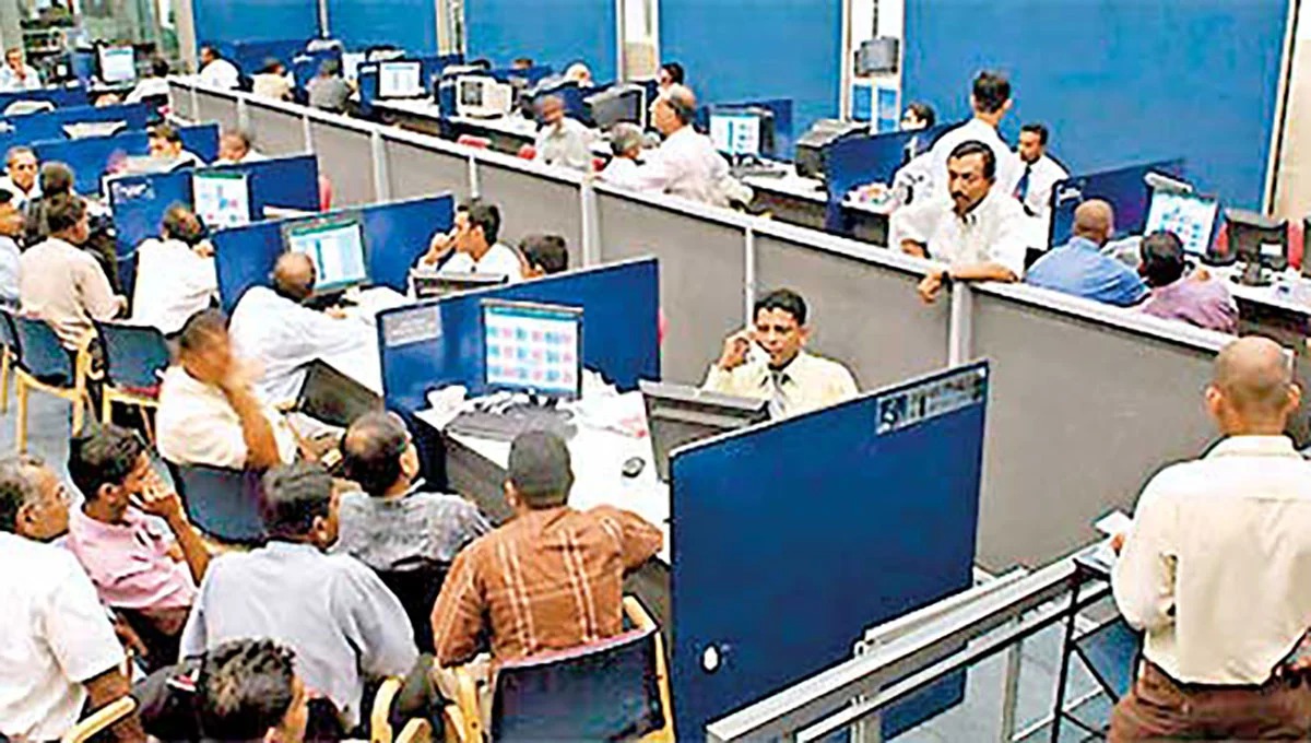 அரசு ஊழியர்களுக்கு ரூ.6000 சம்பள உயர்வு