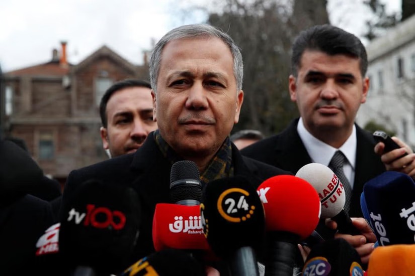 துருக்கியில் போராளிகளுடன் தொடர்பு எனும் சந்தேகத்தின் பேரில்: 282 பேர் கைது.