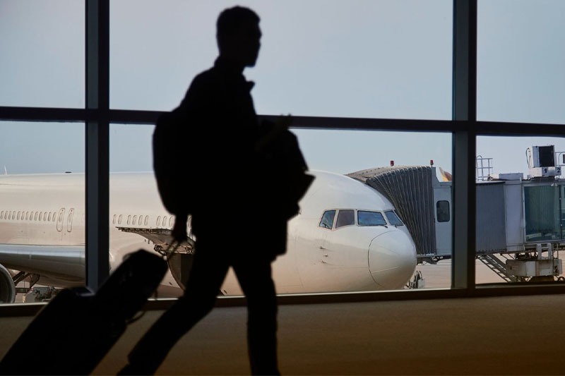 15 சதவீத புதிய வரி காரணமாக தகவல் தொழில்நுட்ப வல்லுநர்கள் நாட்டை விட்டு வெளியேறும் அபாயம்!