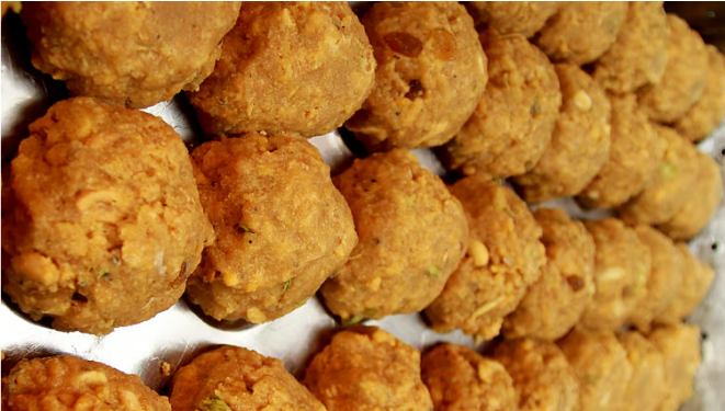 திருப்பதி லட்டு பிரசாதத்தில் கலப்பட நெய் பயன்படுத்தப்பட்டதாக குற்றச்சாட்டு எழுந்த விவகாரத்தில்  4 போ் கைது!