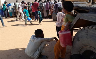 சூடானில் கிளர்ச்சி படையினர் திடீர் தாக்குதலில் பொதுமக்கள் 54 பேர் பலி!