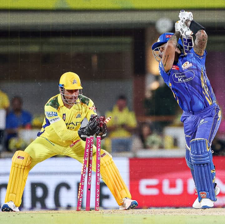 மும்பை இந்தியன்ஸ் அணிக்கு எதிரான ஆட்டத்தில் சென்னை சூப்பர் கிங்ஸ் நான்கு விக்கெட்டுகள் வித்தியாசத்தில் வெற்றி.