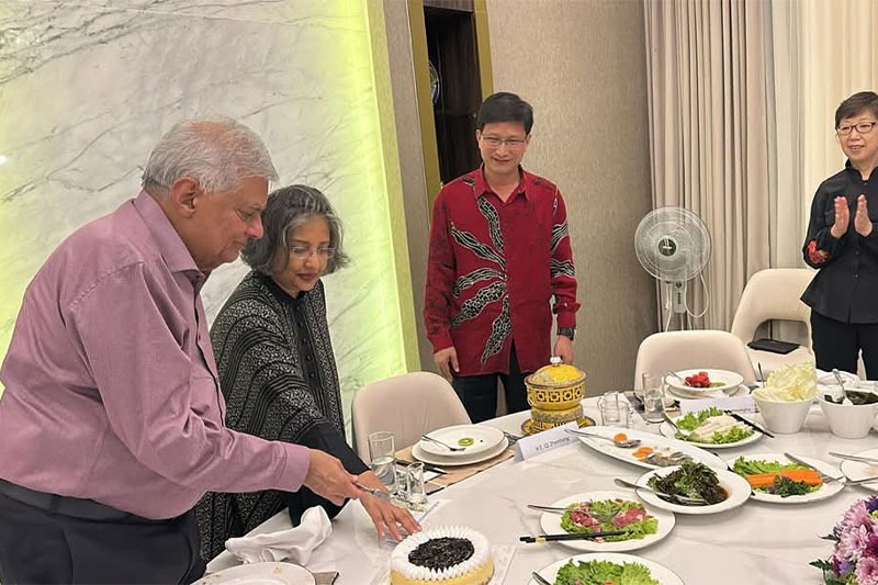 சீன தூதர் , ரணில் விக்கிரமசிங்கவின் பிறந்தநாளுக்கு கொடுத்த இரவு விருந்து!