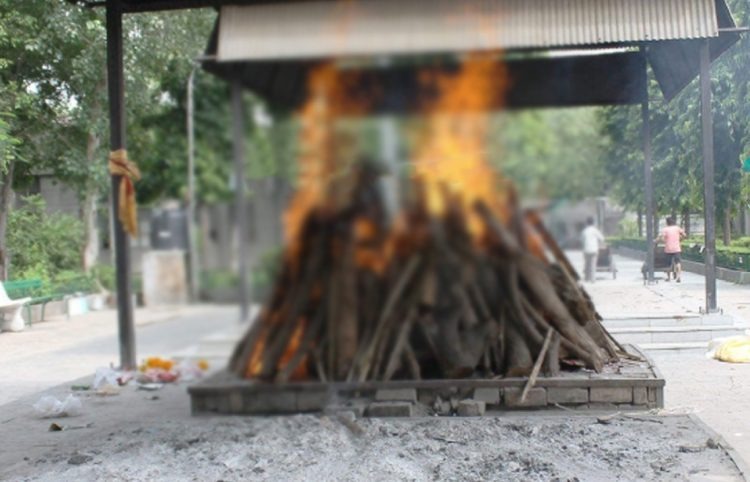 இறந்த மனைவி மற்றும் குழந்தையின் இறுதிச்சடங்கை 38 வருடங்களுக்குப் பிறகு நிறைவேற்றிய யாழ். கணவன்…