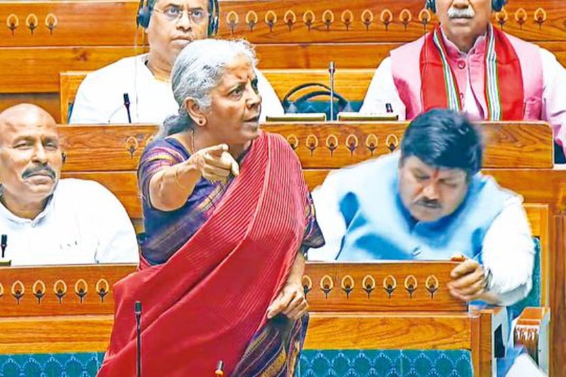 ரூ.200 கோடி வரி ஏய்ப்பு அம்பலப்படுத்திய வாட்ஸ்அப் செயலி.