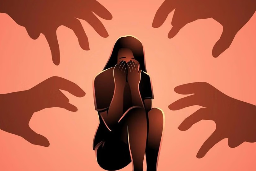 பாலியல் புகாரில் சிக்கிய 23 ஆசிரியர்கள் பணிநீக்கம்.