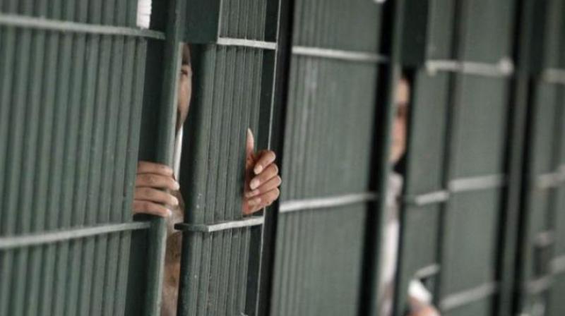 யாழ். பல்கலை புதுமுக மாணவன் மீது தாக்குதல்: சிரேஷ்ட மாணவர்கள் இருவர் விளக்கமறியலில்!