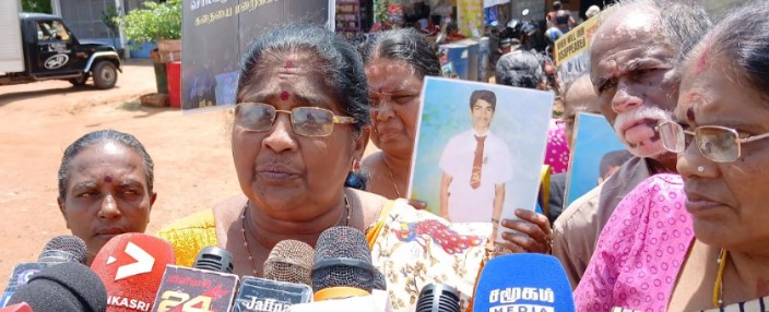 கிளிநொச்சியில் நீதி கோரி உறவுகள் பெரும் போராட்டம்.